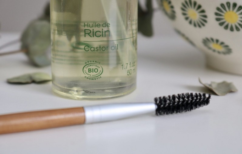 Découvrez le mascara à base d'huile de ricin pour un beau regard